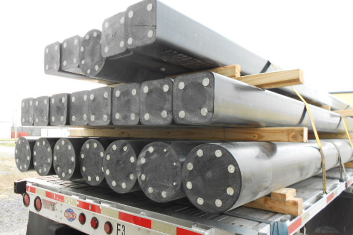 Continuously-Extruded Plastic Lumber on truck