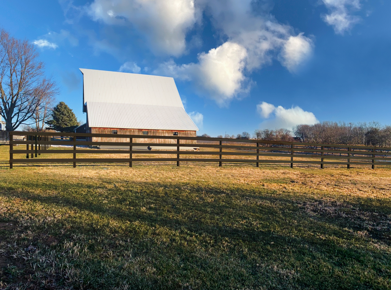 Horse fencing with barn